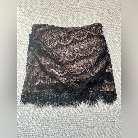 Free People Black and Gold Lace Skirt - Picture 4 of 10